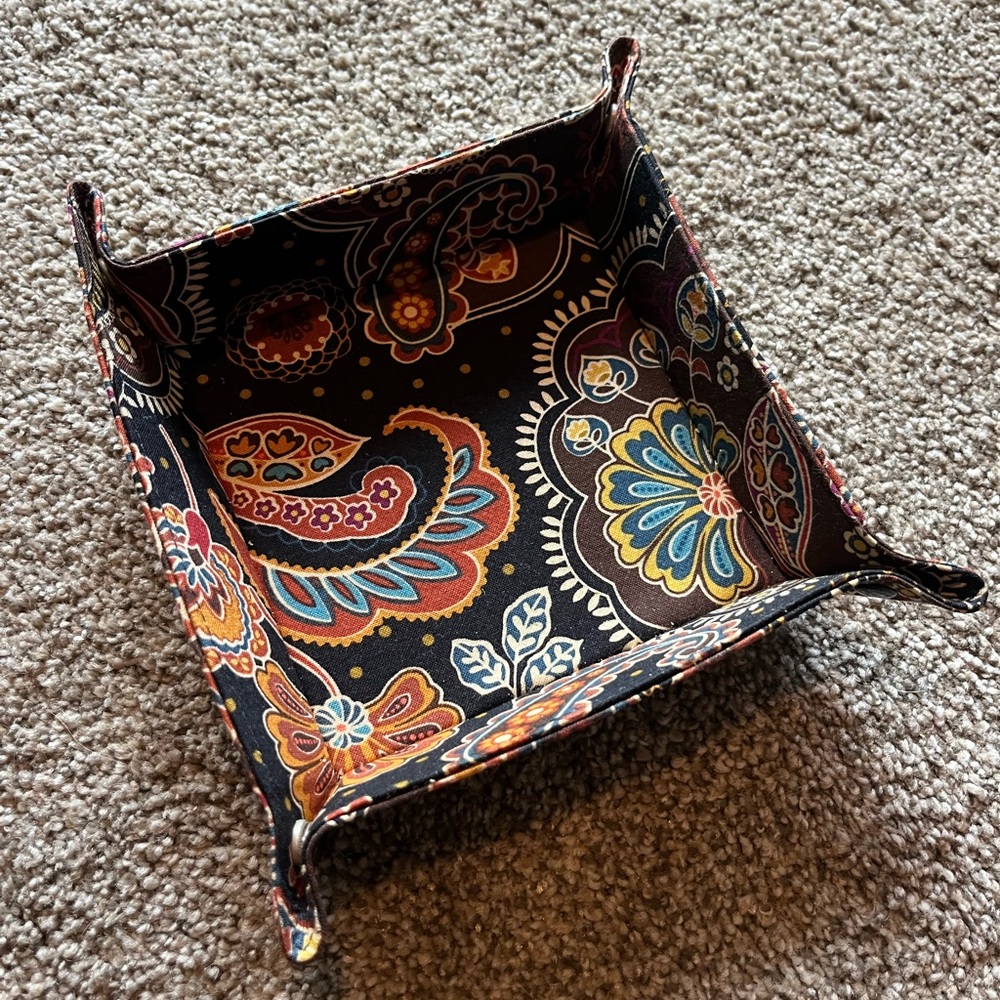 Vera Bradley Multicolor Paisley Fabric Bin 6” x 6”. Perfect for jewelry, keys +